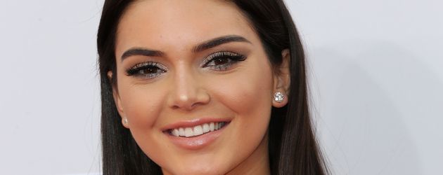 Kendall Jenner bei den 42. American Music Awards Kendall Jenner bei den 42. American Music Awards