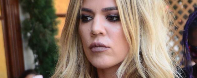 Khloe Kardashian auf dem Weg in ein Restaurant in Hollywood Khloe Kardashian auf dem Weg in ein Restaurant in Hollywood