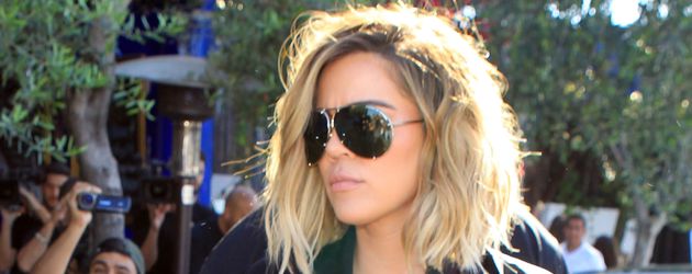 Khloe Kardashian in West Hollywood beim Dreh von "KUWTK" Khloe Kardashian in West Hollywood beim Dreh von "KUWTK"
