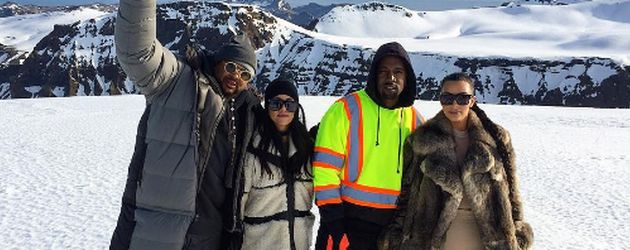 Kim Kardashian, Kanye West und Kourtney Kardashian Kim Kardashian, Kanye West und Kourtney Kardashian