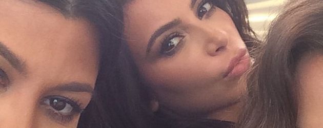 Khloe Kardashian, Kim Kardashian und Kourtney Kardashian Khloe Kardashian, Kim Kardashian und Kourtney Kardashian