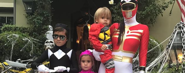 Kourtney Kardashian und ihre Kinder an Halloween 2016 Kourtney Kardashian und ihre Kinder an Halloween 2016