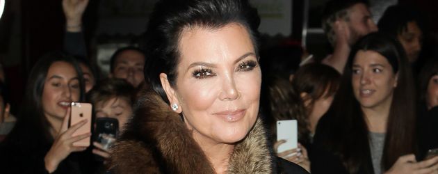 Kris Jenner bei der "Paris Fashion Week" Kris Jenner bei der "Paris Fashion Week"