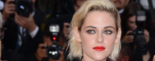 Kristen Stewart auf dem roten Teppich in Cannes Kristen Stewart auf dem roten Teppich in Cannes