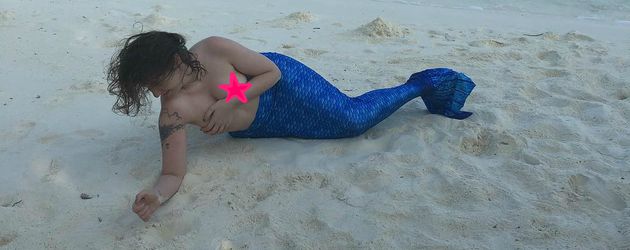 Lena Dunham als Meerjungfrau Lena Dunham als Meerjungfrau