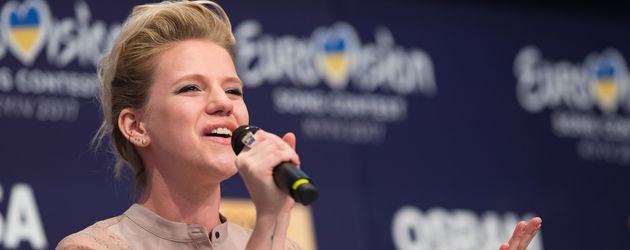 Levina, Sängerin Levina, Sängerin