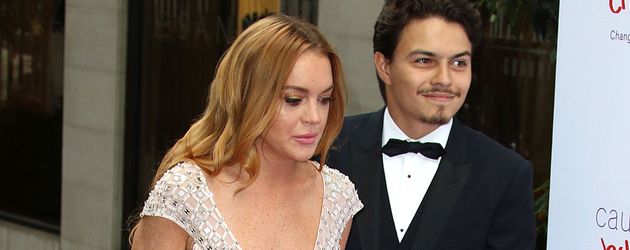 Lindsay Lohan und ihr Freund Egor Tarabasov in London Lindsay Lohan und ihr Freund Egor Tarabasov in London