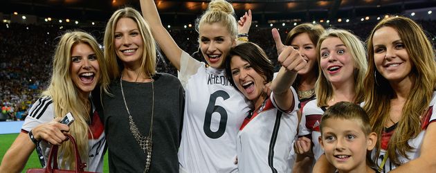 Lena Gercke, Lisa Rossenbach, Sarah Brandner, Sylwia Klose und Kathrin Gilch Lena Gercke, Lisa Rossenbach, Sarah Brandner, Sylwia Klose und Kathrin Gilch