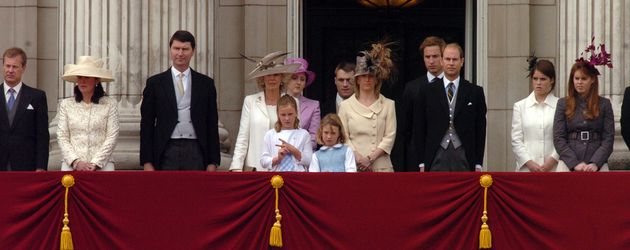 Lord Ivar Mountbatten (links) mit seiner Frau Penny und anderen Mitgliedern der Familie Lord Ivar Mountbatten (links) mit seiner Frau Penny und anderen Mitgliedern der Familie