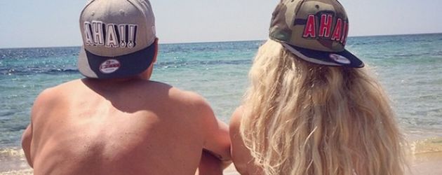 Lukas und Monika Podolski am Strand Lukas und Monika Podolski am Strand