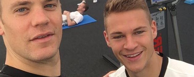 FCB-Teamkollegen Manuel Neuer und Joshua Kimmich FCB-Teamkollegen Manuel Neuer und Joshua Kimmich