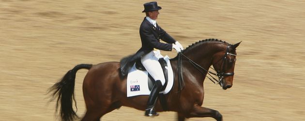 Mary Hanna bei einem Reitwettbewerb in Athen Mary Hanna bei einem Reitwettbewerb in Athen