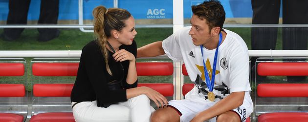 Mesut Özil und Mandy Capristo Mesut Özil und Mandy Capristo