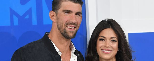 Michael Phelps und Nicole Johnson bei den MTV VMAs 2016 Michael Phelps und Nicole Johnson bei den MTV VMAs 2016