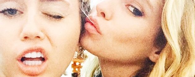 Miley Cyrus und Stella Maxwell Miley Cyrus und Stella Maxwell