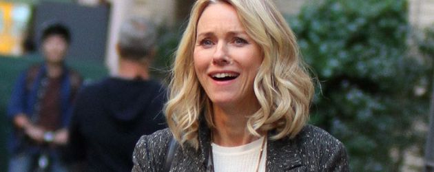 Naomi Watts am Serienset in NYC Naomi Watts am Serienset in NYC
