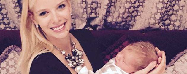 Oksana Kolenitchenko mit Baby Milan einen Monat nach der Geburt Oksana Kolenitchenko mit Baby Milan einen Monat nach der Geburt