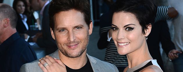 Jaimie Alexander und Peter Facinelli Jaimie Alexander und Peter Facinelli