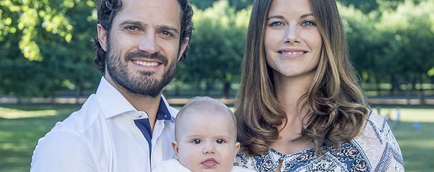 Prinz Carl Philip und Prinzessin Sofia von Schweden mit ihrem Sohn Prinz Alexander Prinz Carl Philip und Prinzessin Sofia von Schweden mit ihrem Sohn Prinz Alexander