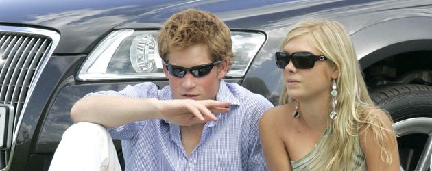 Prinz Harry und Chelsy Davy beim Polo Prinz Harry und Chelsy Davy beim Polo