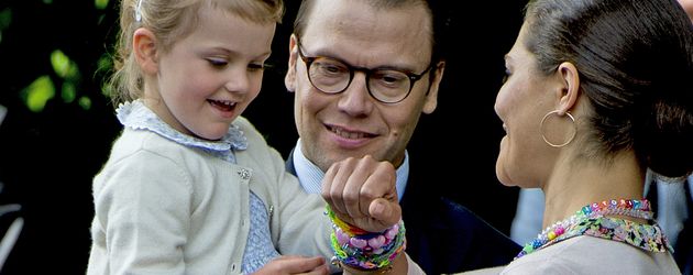 Prinzessin Estelle von Schweden, Prinzessin Victoria von Schweden und Prinz Daniel von Schweden Prinzessin Estelle von Schweden, Prinzessin Victoria von Schweden und Prinz Daniel von Schweden