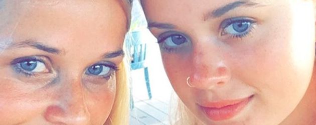 Reese Witherspoon und Tochter Ava Phillippe bei einem gemeinsamen Ausflug Reese Witherspoon und Tochter Ava Phillippe bei einem gemeinsamen Ausflug