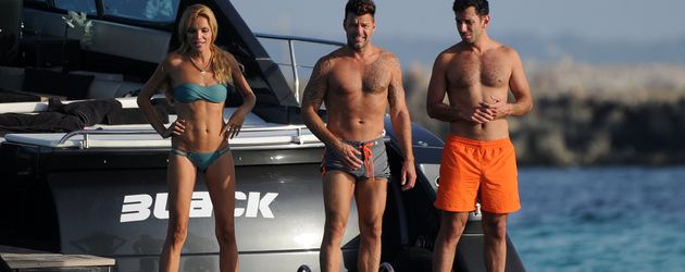 Ricky Martin und sein Freund Jwan Yosef urlauben gemeinsam mit einer Freundin Ricky Martin und sein Freund Jwan Yosef urlauben gemeinsam mit einer Freundin