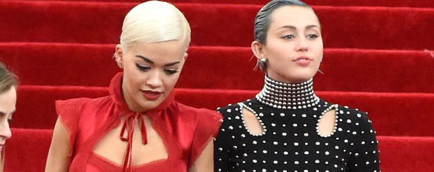 Miley Cyrus und Rita Ora Miley Cyrus und Rita Ora