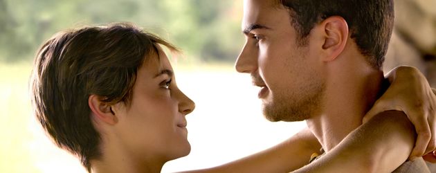 Shailene Woodley und Theo James Shailene Woodley und Theo James