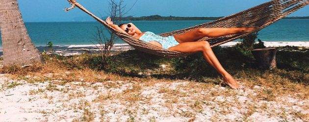 Rosie Huntington-Whiteley Rosie Huntington-Whiteley