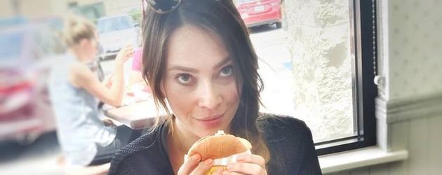Schauspielerin Laura Osswald bei In-N-Out Burger Schauspielerin Laura Osswald bei In-N-Out Burger