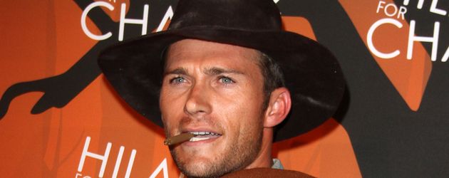 Scott Eastwood als Halloween-Cowboy in Los Angeles 2016 Scott Eastwood als Halloween-Cowboy in Los Angeles 2016