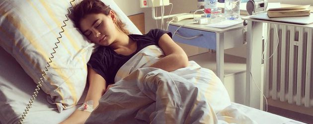 Stefanie Giesinger im Krankenhaus, 2015 Stefanie Giesinger im Krankenhaus, 2015