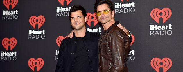 Taylor Lautner und John Stamos Taylor Lautner und John Stamos