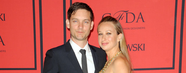 Tobey Maguire und Jennifer Meyer Tobey Maguire und Jennifer Meyer