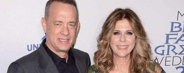 Tom Hanks und Rita Wilson bei der "My Big Fat Greek Wedding 2"-Premiere in New York im März 2016 Tom Hanks und Rita Wilson bei der "My Big Fat Greek Wedding 2"-Premiere in New York im März 2016