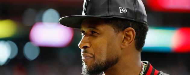 Usher beim Super Bowl 2017 in Houston Usher beim Super Bowl 2017 in Houston