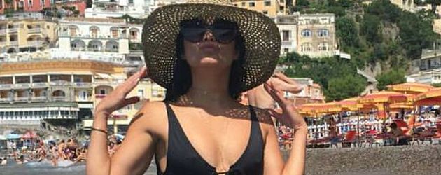 Vanessa Hudgens in Positano in Italien Vanessa Hudgens in Positano in Italien